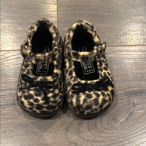 Faded glory Leopard Print Kids Shoes size 2 baby 3:4